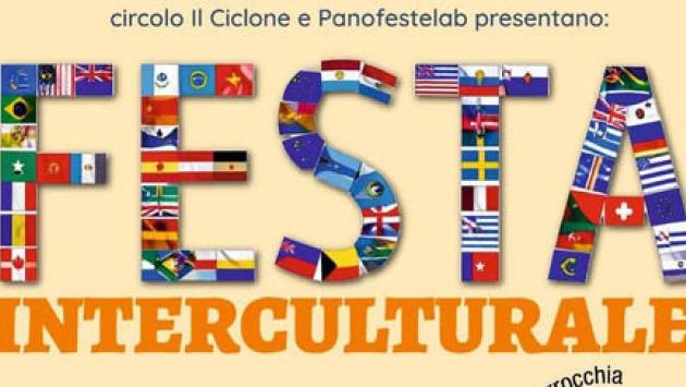 Una festa multiculturale con cibi, balli e musiche da ogni parte del mondo