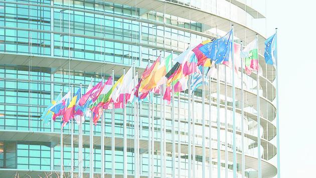 Unione europea:  meno burocrazia  e più efficienza