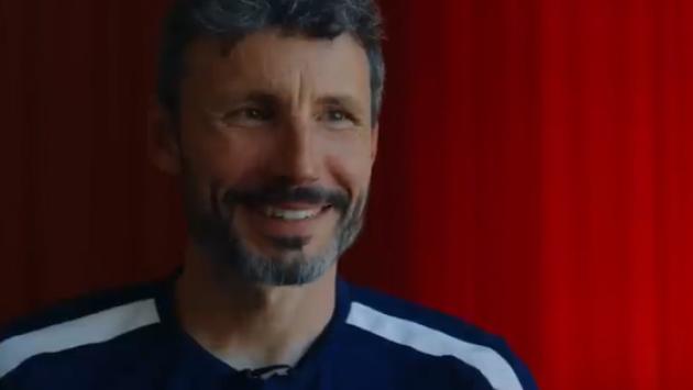 Nuovo allenatore: contatti positivi con Van Bommel, ora c'è lui in pole per la panchina del Parma