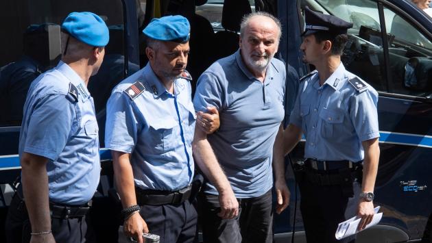 «Una rabbia violenta e ho sparato».  Davanti ai giudici il racconto della notte in cui ha ucciso la moglie Marina.