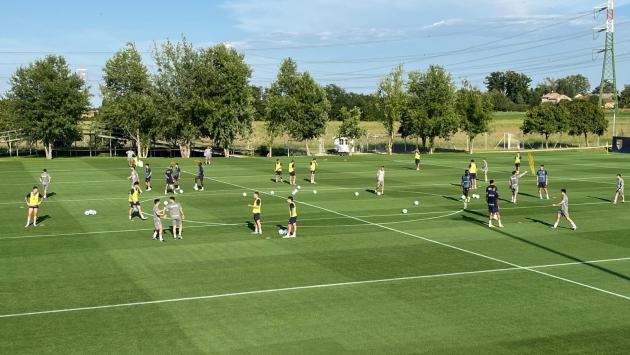 Primo allenamento a Collecchio per il Parma. Ufficializzato lo staff tecnico di Cuesta