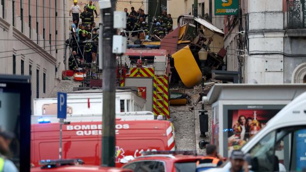 Deraglia una funicolare a Lisbona: almeno 3 morti e 20 feriti