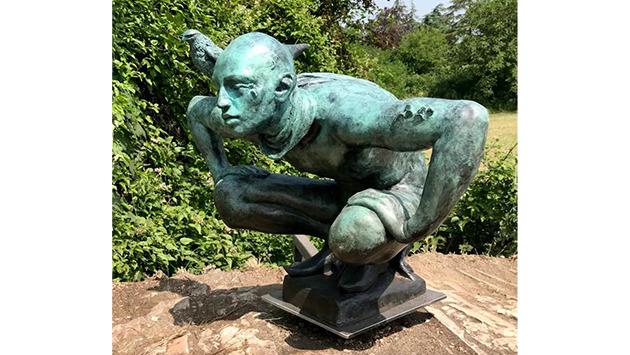 Giuseppe Tirelli: classicità e mitologia permeate di futuro