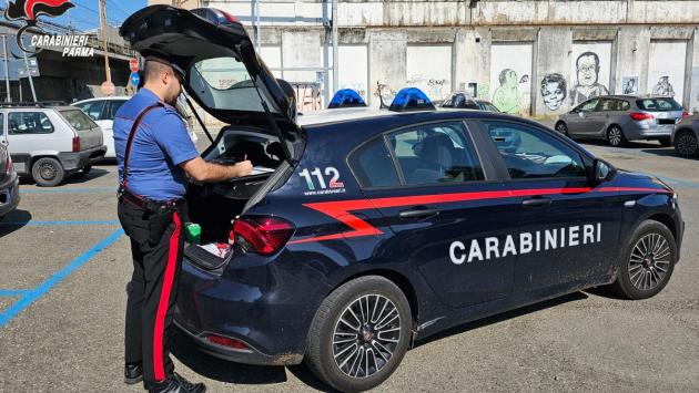 Viale Mentana, lega il monopattino ad un palo davanti alla palestra, ma all'uscita trova solo la catena tranciata: denunciato  un 31enne 