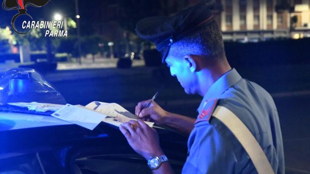 Parma: forza la porta di un albergo del centro e ruba 5.000 euro dalla cassa ma viene ripreso dalle telecamere e individuato dai carabinieri. Denunciato 30enne straniero