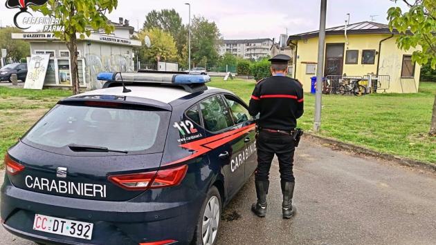 Parma: sorpresi dai carabinieri mentre rubano all’interno di un chiosco. 35enne e 45enne stranieri arrestati e tradotti in carcere