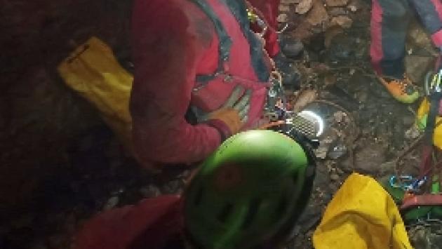 India, bambino di 8 anni cade in un pozzo di 17 metri