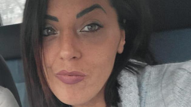 Morta dopo un intevento estetico al seno in casa, autopsia: "Molto silicone nel sangue"