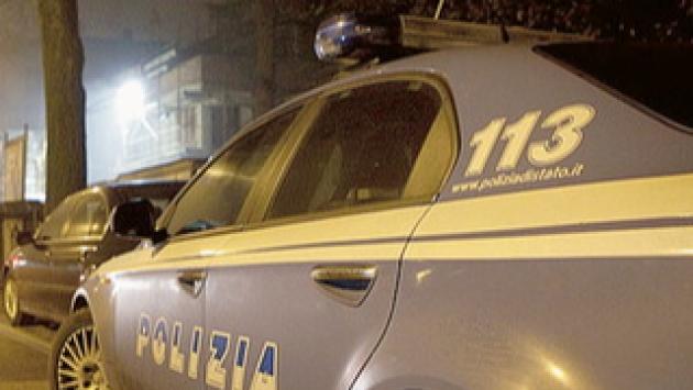Fermato nel greto della Parma un 22enne senegalese  con  della droga: foglio di via