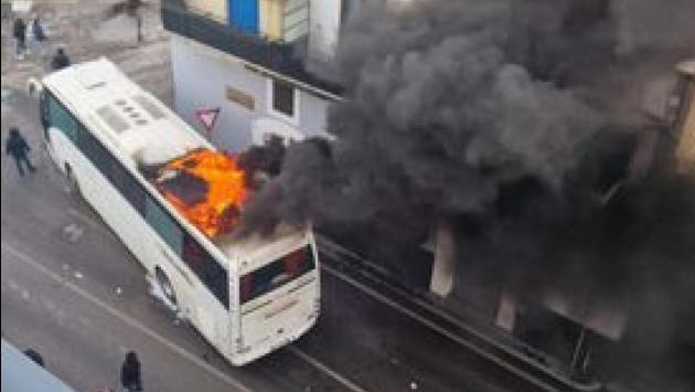 Pagani, il bus dei tifosi della Casertana dato alle fiamme