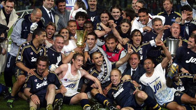Vent'anni fa, al Tardini, il Parma supera la Juve e conquista la terza Coppa Italia della sua storia - Video