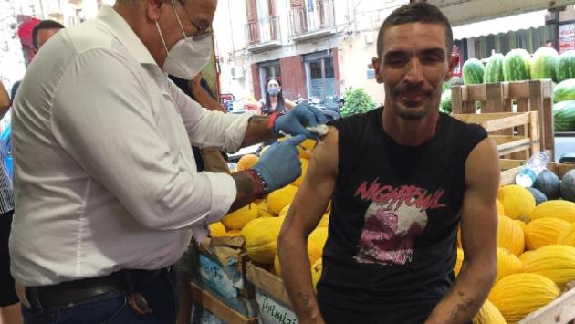 Vaccini: in Sicilia somministrate oltre 107mila terze dosi