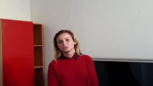 "Venezi neofascista. Non diriga il concerto di Capodanno a Nizza". Solidarietà dall'Italia. Sangiuliano:  "E' una grande artista"