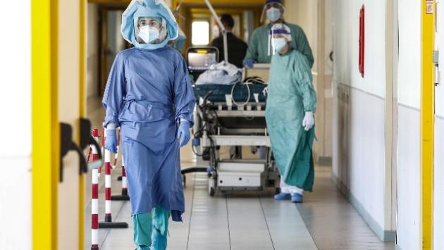 Covid: Ue, con Omicron vaccinazione piu' urgente che mai