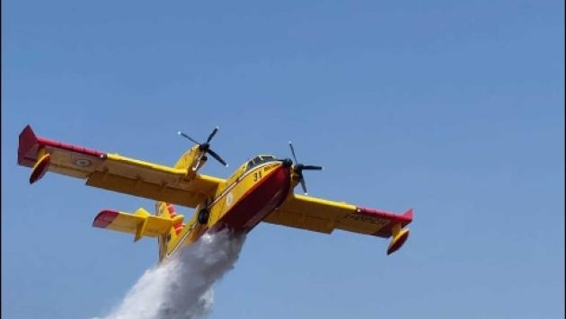Un Canadair precipita sulle pendici dell'Etna