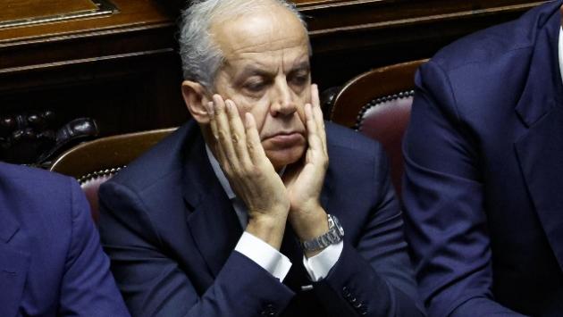 Piantedosi: " Fermeremo solo i rave illegali, non decidono i social"