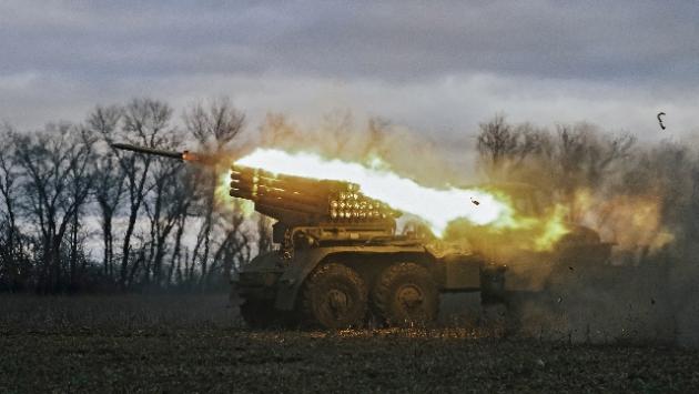 Zelensky, 16 morti in un raid russo su mercato nel Donetsk 