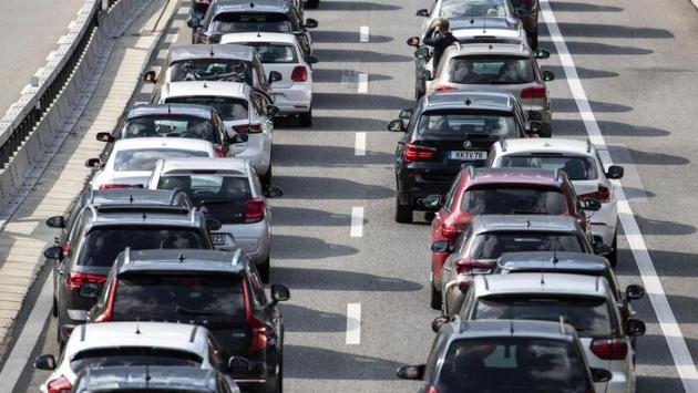 Stop a motori termici, lo stallo all'ultimo miglio