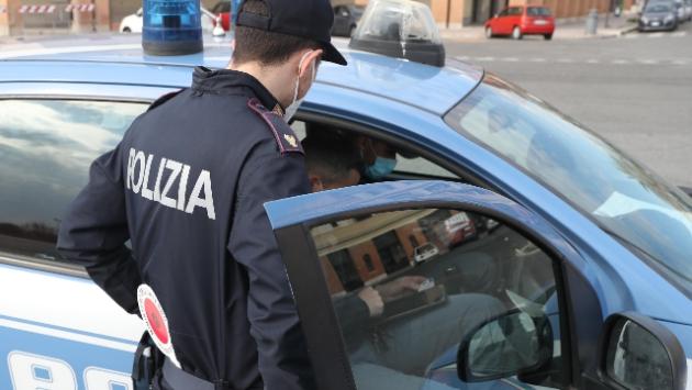Valigia sospetta in strada, treni fermi da Lodi a Piacenza in attesa degli artificieri
