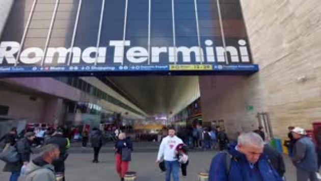 Treni sospesi a Roma Termini, trovato cadavere di una donna