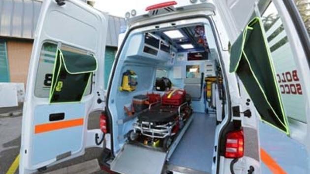 Sissa Trecasali: frontale  tra due auto in via De Andrè, una persona ricoverata al Maggiore