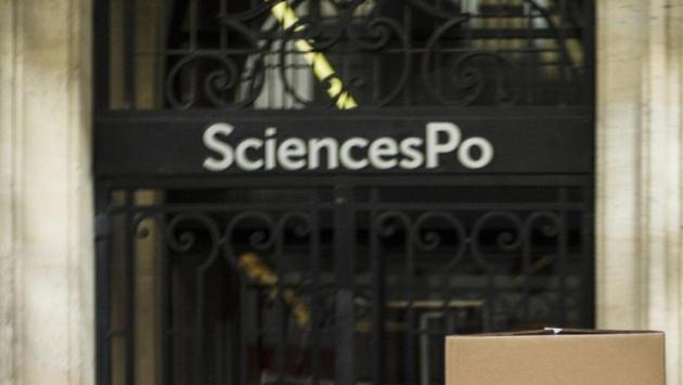 Studenti pro-Palestina occupano Sciences Po a Parigi