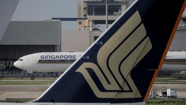 "Gravi turbolenze" sul volo Singapore Airlines: un morto