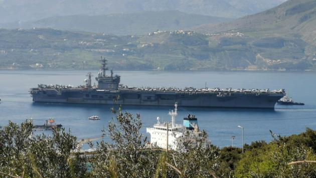 Gli Houthi: "Abbiamo colpito la portaerei Uss Eisenhower". Ma arriva la smentita