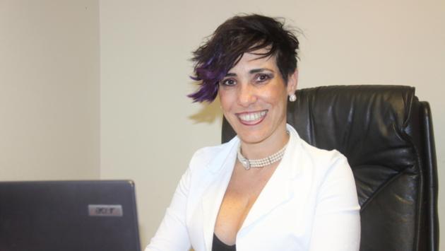 Post sessista contro l'assessora della Regione Sardegna, Desirè Manca: "Faccia un film con Siffredi"