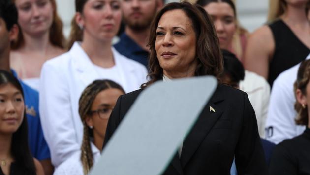 Media, Harris ha delegati sufficienti per la nomination