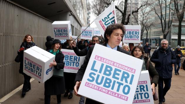 Rifiuta nutrizione artificiale, sì Asl a suicidio assistito