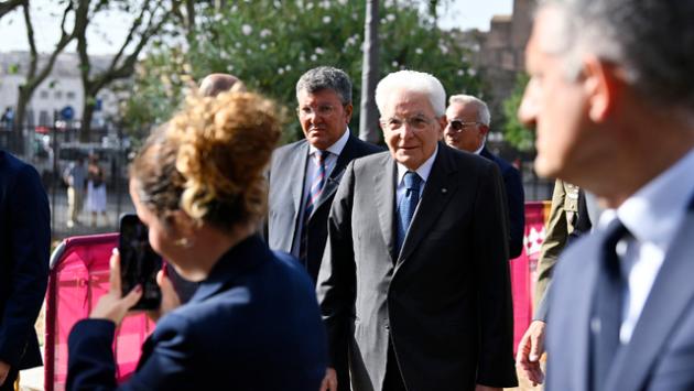 Mattarella depone una corona a Porta San Paolo per l'8 settembre