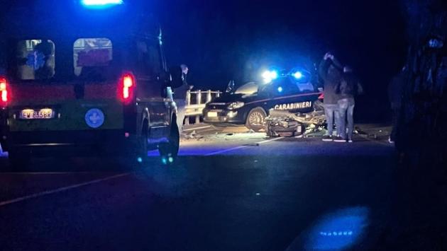 Moto tamponata da auto sull'A7, muoiono centauro e il suo cane