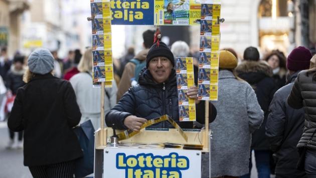 Lotteria Italia: attesa per l'estrazione milionaria