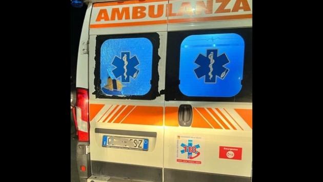 Due ragazze di 21 anni investite e uccise mentre stavano andando alla festa del paese 