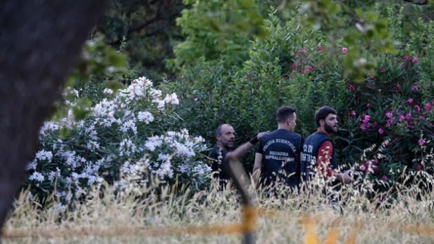 Donna e bimba morte: Questura diffonde immagini tatuaggi