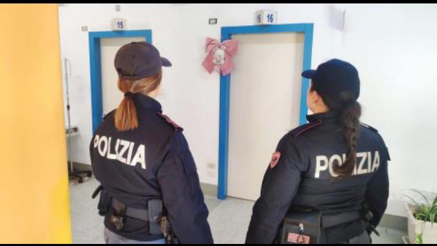 Minacce e botte a marito per un sms a collega, arrestata donna