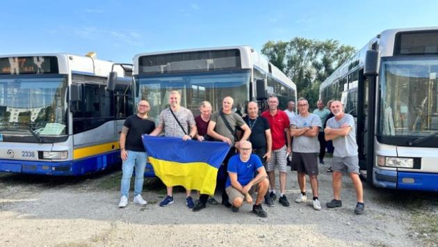 Ucraina: Kharkiv prende in consegna 5 bus donati da Torino