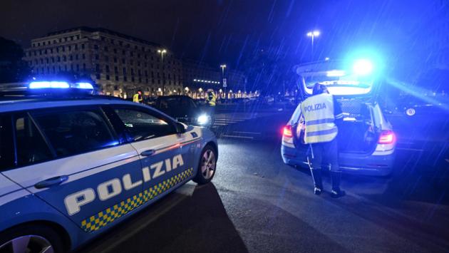 Minaccia con un coltello moglie e figlie, arrestato a Treviso