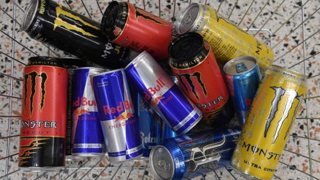 Il governo Gb vuole vietare gli energy drink agli under 16