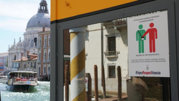 A Venezia vengono denunciati i cittadini anti-borseggiatori