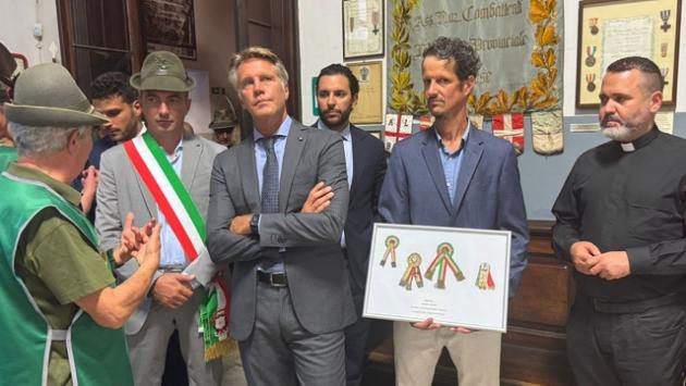 Emanuele Filiberto in visita al memoriale della Cuneense