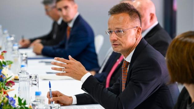 Budapest, altri Paesi Ue comprano petrolio russo in segreto