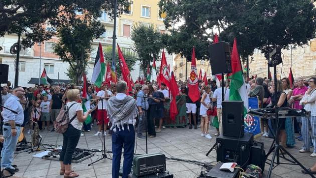 'Fermiamo la barbarie a Gaza', in centinaia a Cagliari