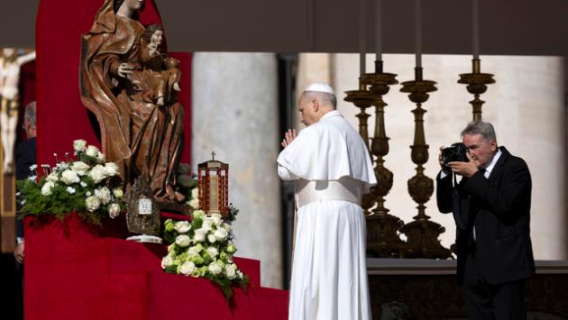 Papa, da armi vittorie apparenti, Dio non vuole la guerra