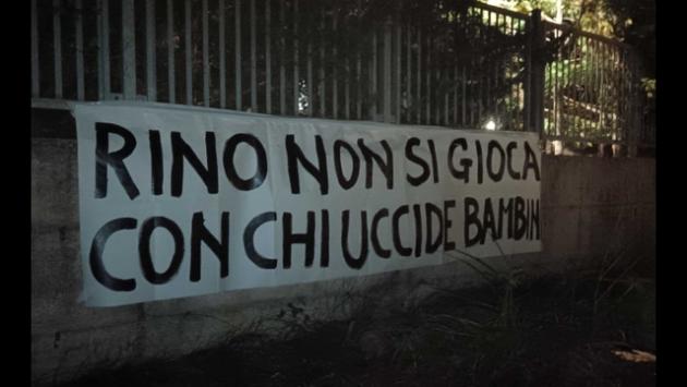 Slogan sotto casa Gattuso 'non si gioca con chi uccide bambini'