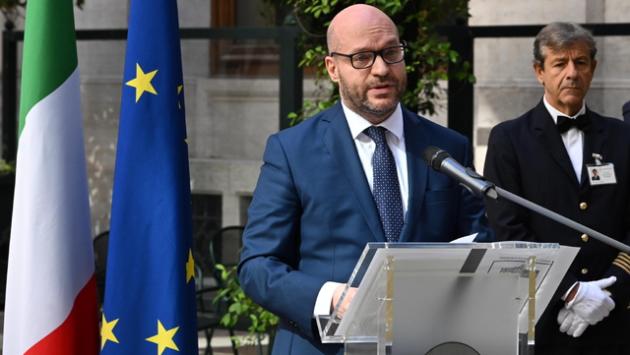 Fontana, ragazzi coltivate la curiosità e l'amore per lo studio