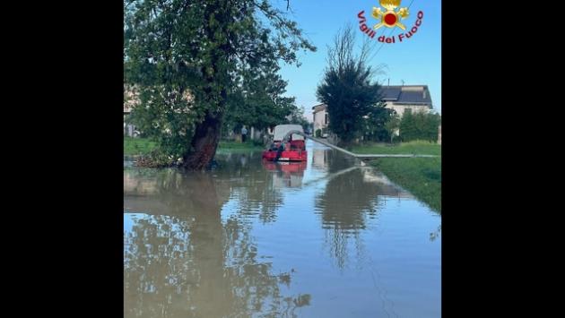 Esondano torrenti in provincia di Perugia, edifici allagati