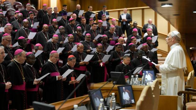 l Papa ai vescovi, 'gli abusi del clero vanno affrontati'