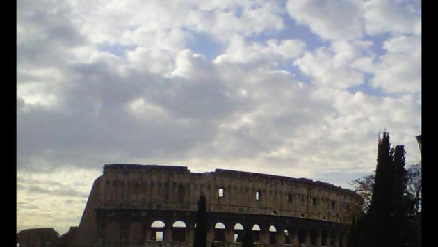 Italia divisa tra acquazzoni e sole, ma domenica bello ovunque
